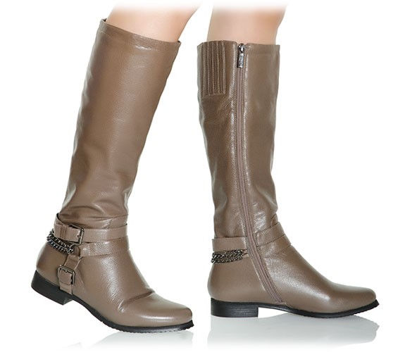 Sportlicher Schaftstiefel von RosaRot