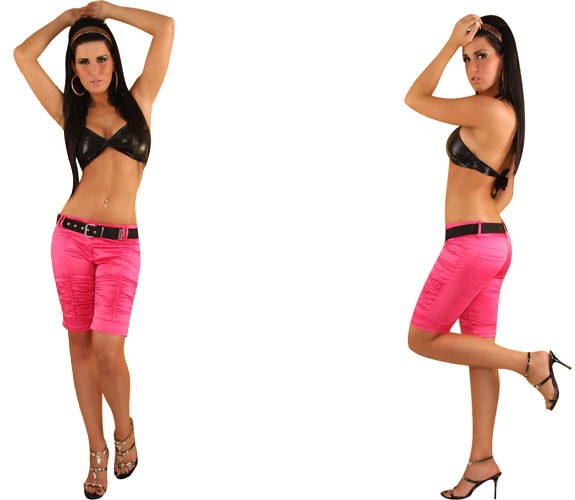 Kurze Hosen mit heisser Raffung