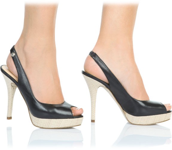 Einzigartige GUESS Peep-Toes aus Leder