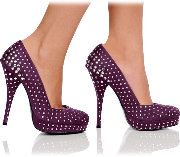 Wunderschöne Pumps mit Nieten